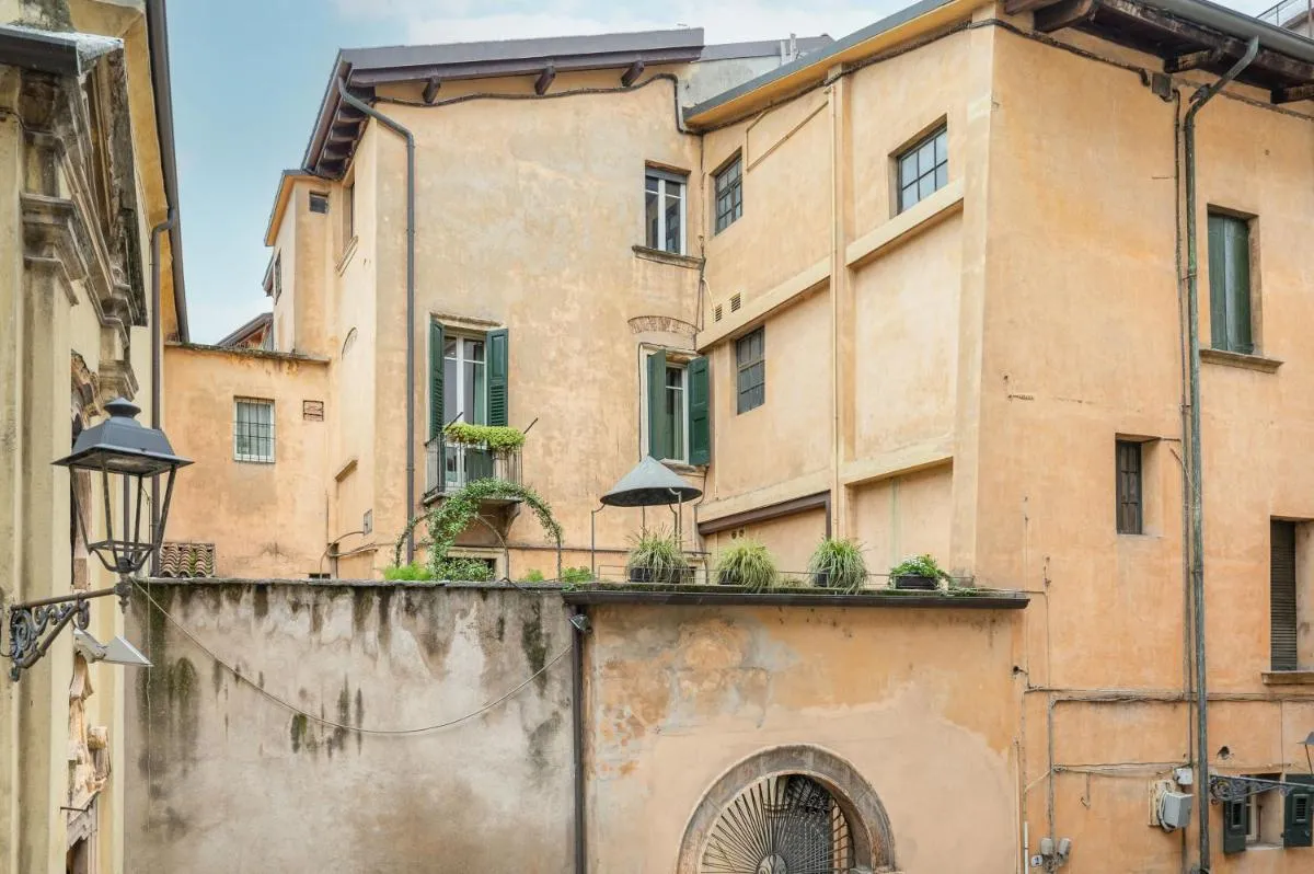 Image 5 of Arena Flat: Verona Centre