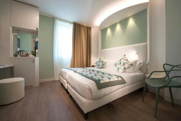 Image 5 of Ark Hotel