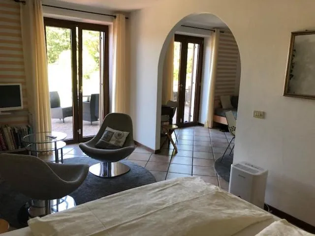 Image 4 of B&B Romy Rocker