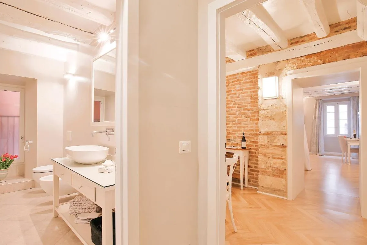Image 2 of Boutique Apartments Verona