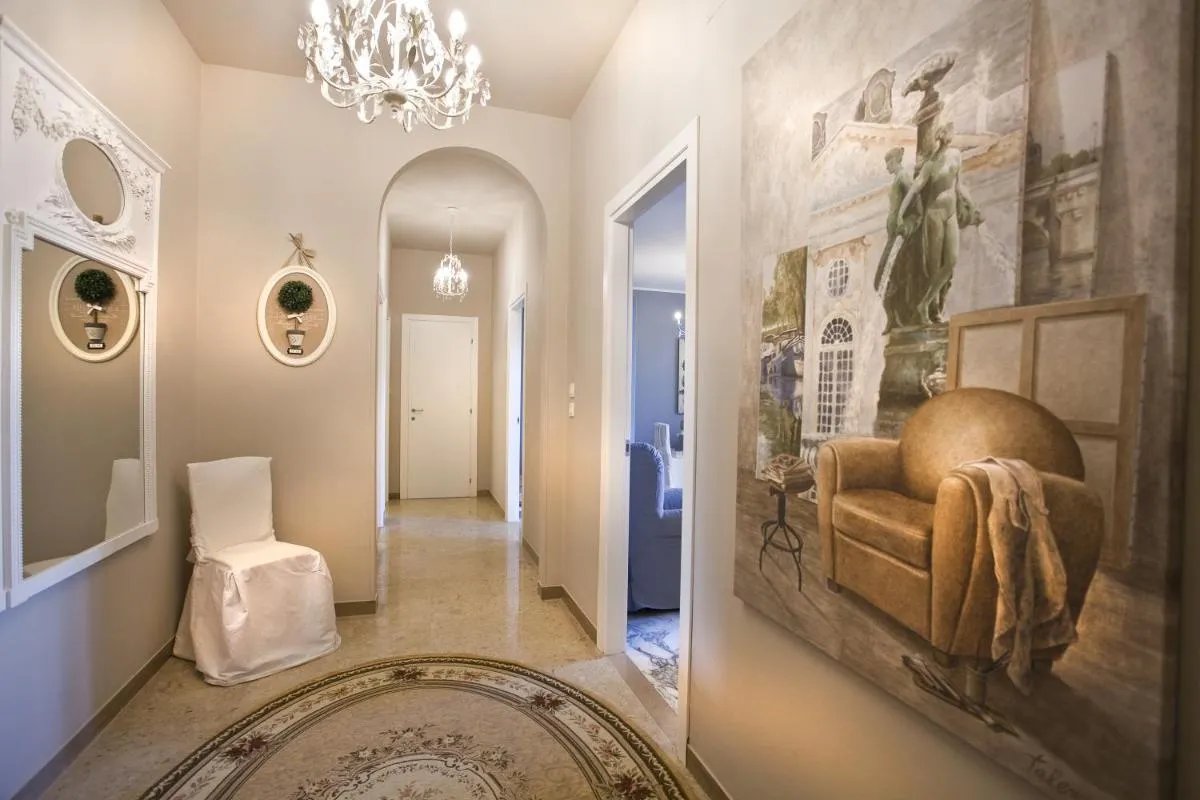 Image 2 of Casa Vittoria