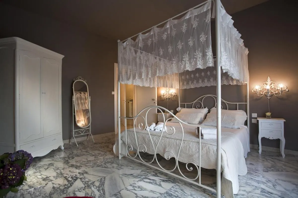 Image 1 of Casa Vittoria