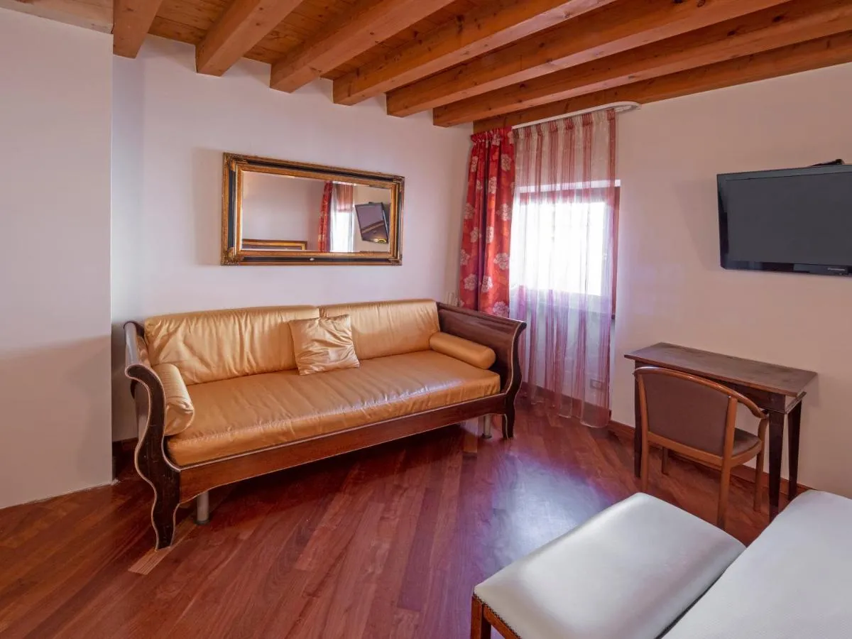 Image 2 of City Centre Rooms and Apartments