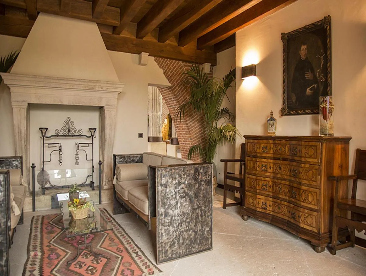 Image 1 of Delser Verona Manor House