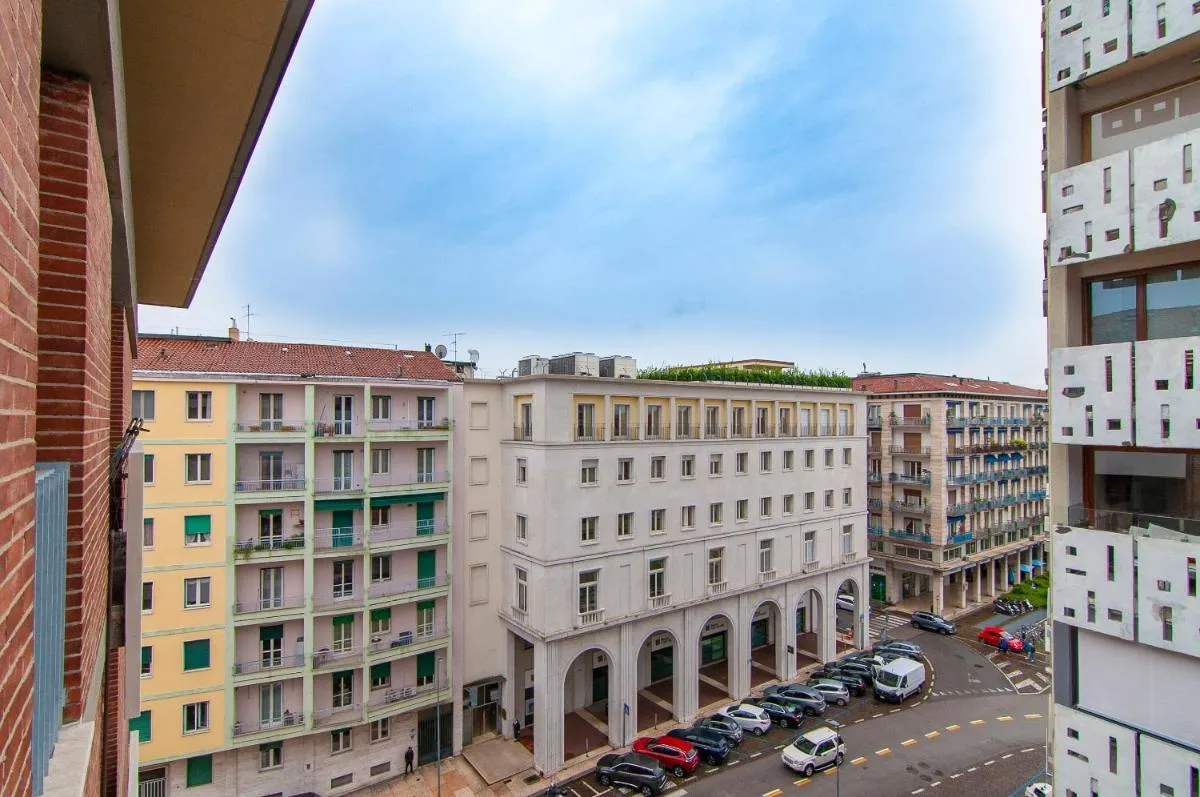 Image 3 of Dimore Verona
