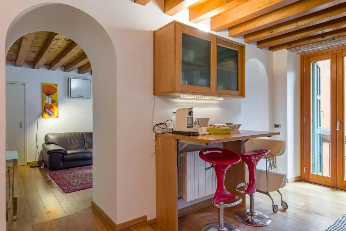 Image 2 of Downtown Apartment Verona