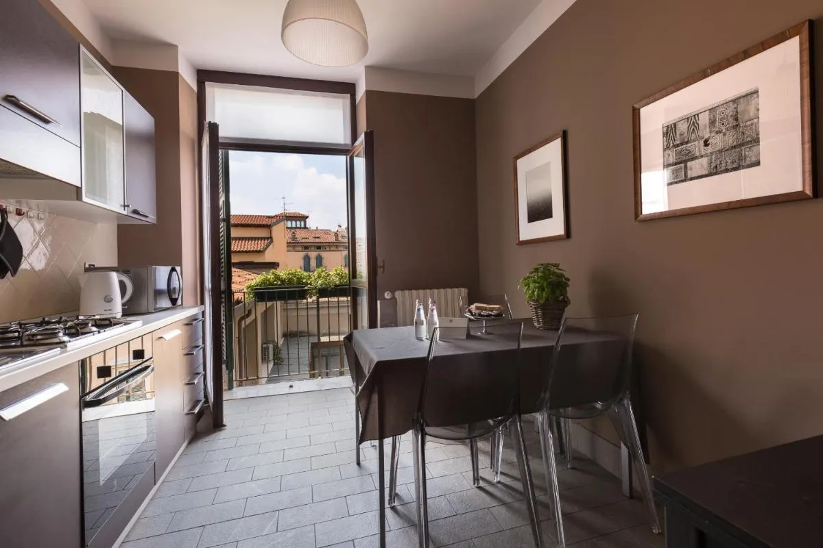 Image 2 of Escalus Luxury Suites Verona