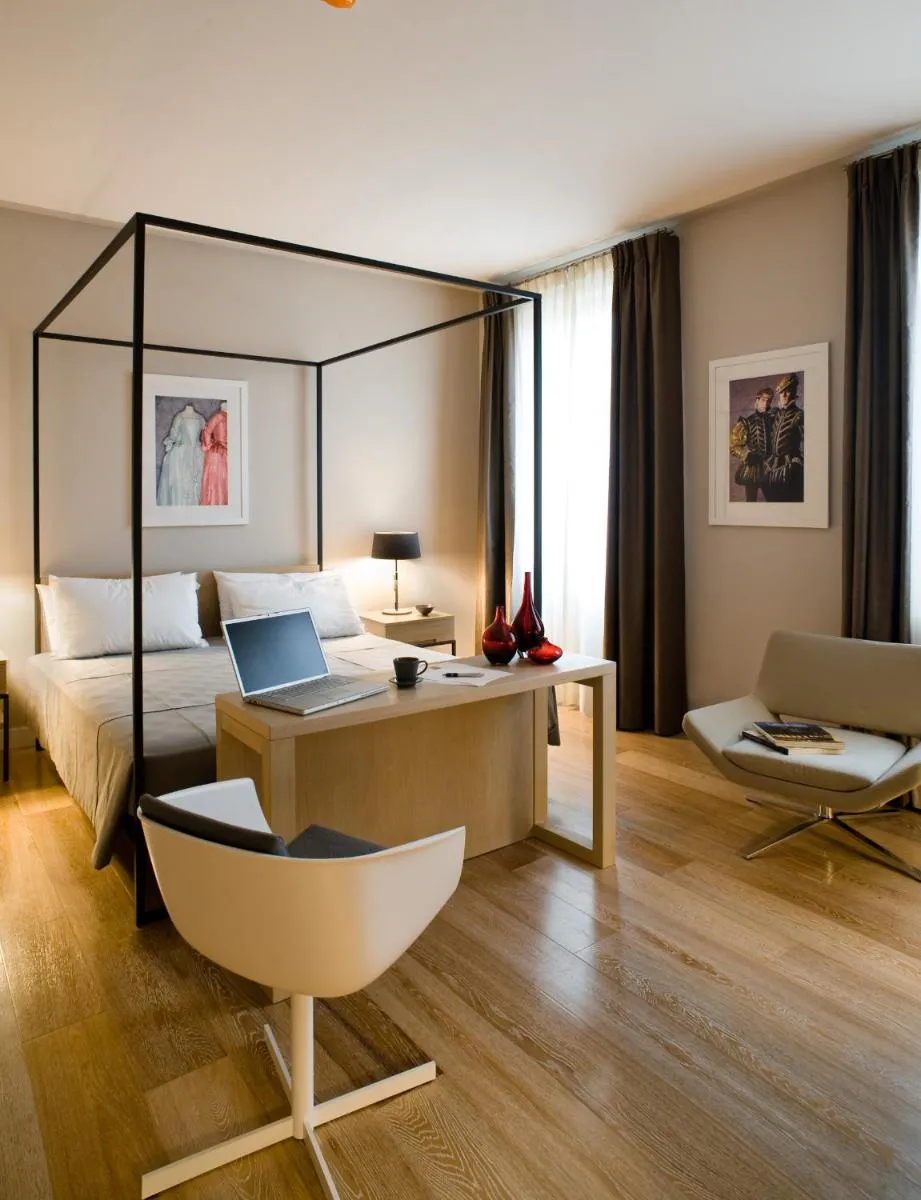 Image 3 of Escalus Luxury Suites Verona