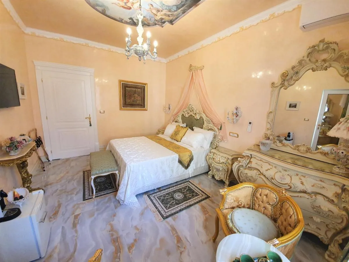 Image 6 of FD Luxury rooms