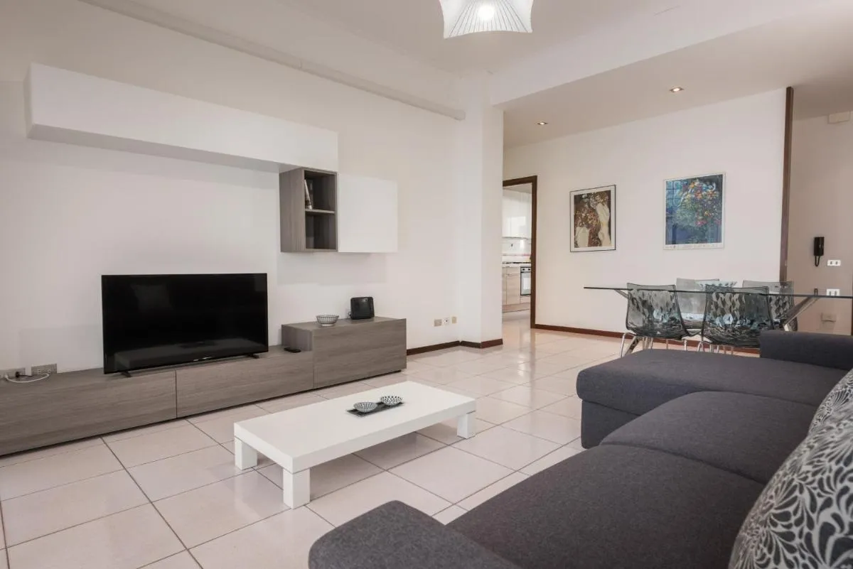 Image 4 of Flats4Rent Lucia