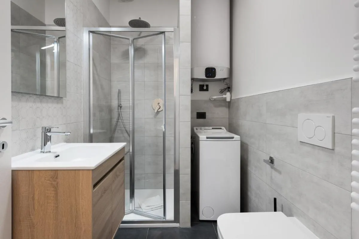 Image 2 of Flats4rent Mameli 140