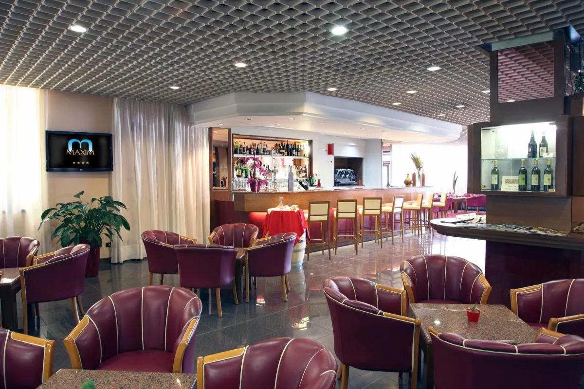 Image 1 of Hotel Maxim