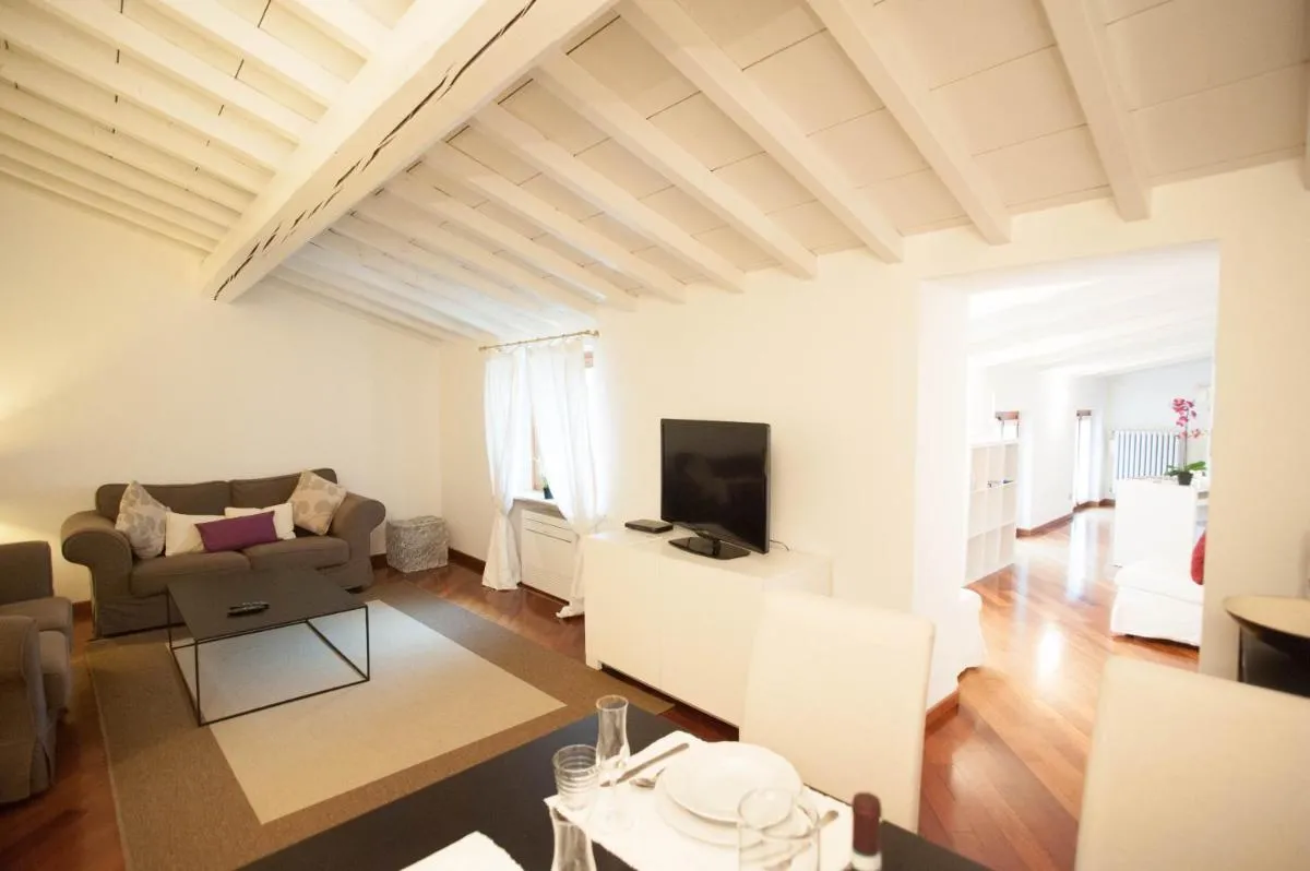 Image 2 of Italianflat – Palazzo Zeiner