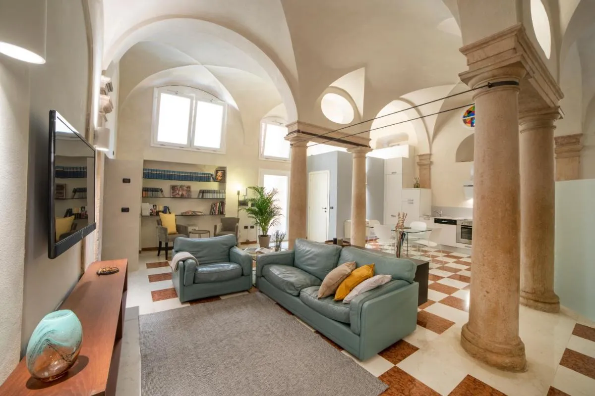 Image 4 of Loft Palazzo Dionisi