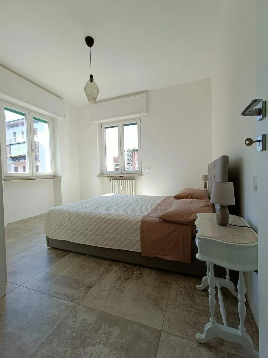 Image 2 of ‘Na Chicca A Verona