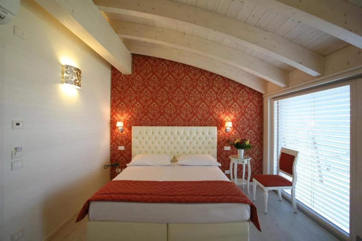 Image of Nuova Opera Rooms