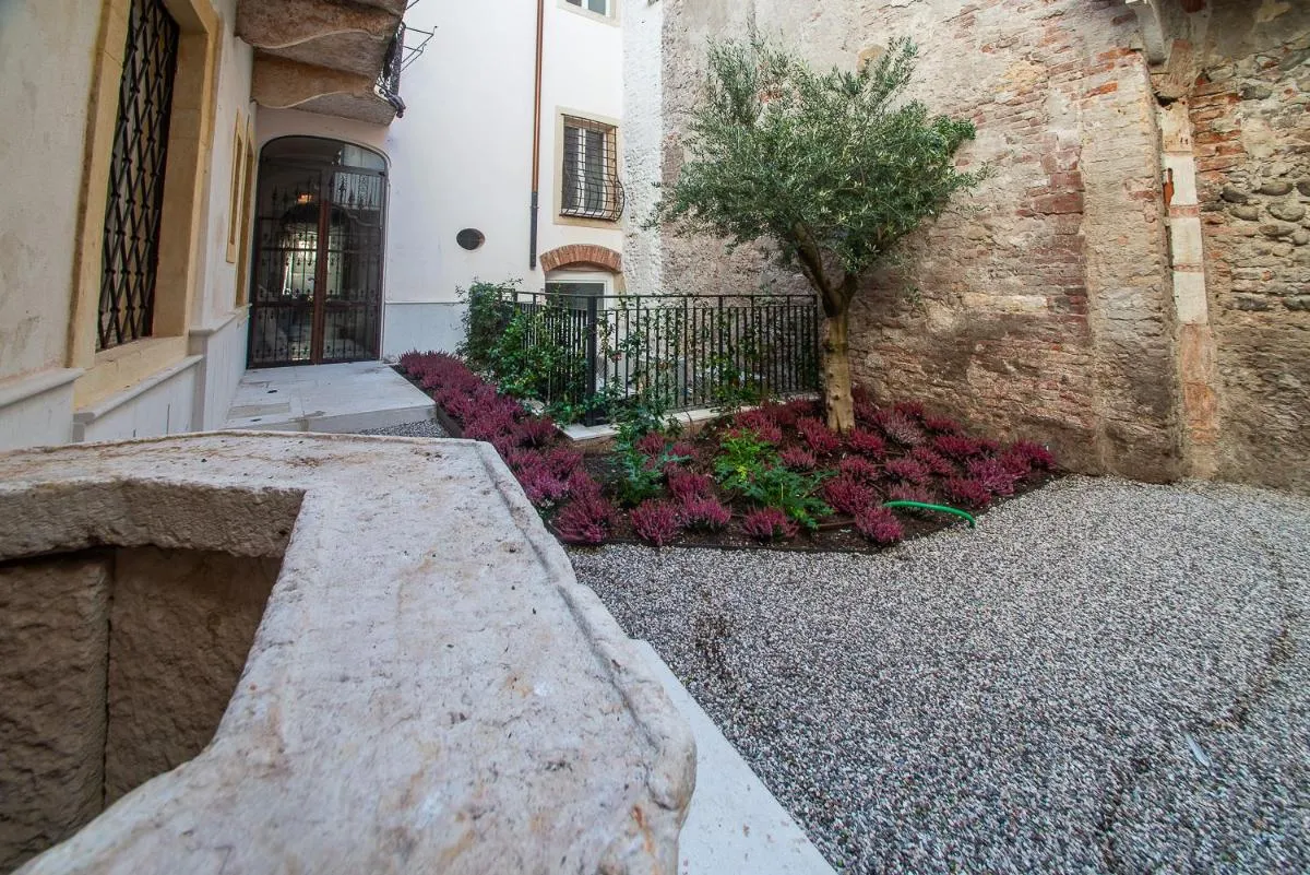 Image 5 of Palazzo Reggiani – Galileo Galilei