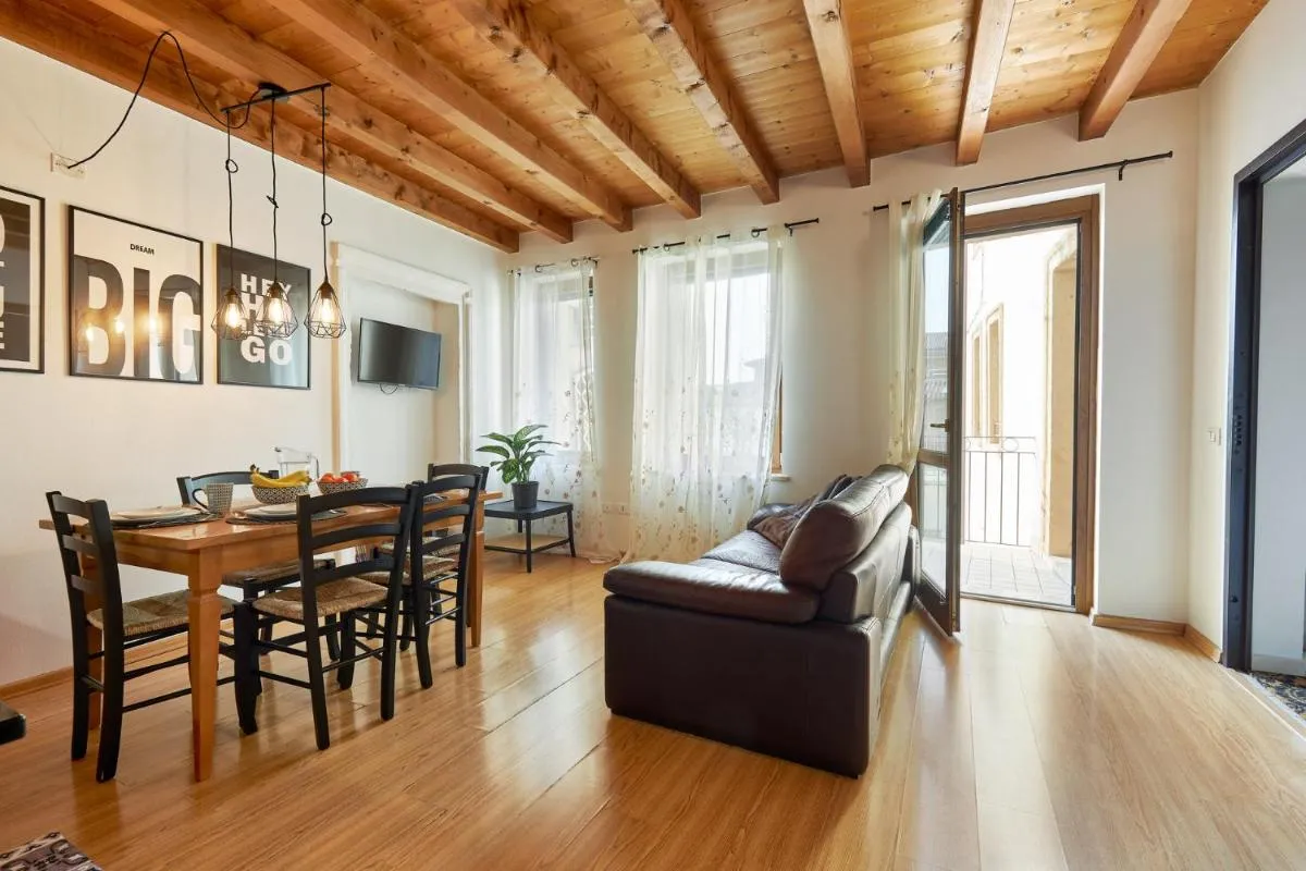 Image 1 of Professor’s nest – Verona Apartments