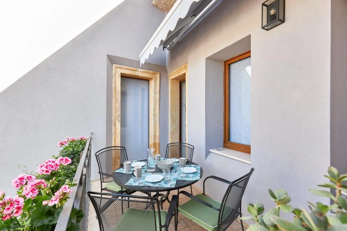Image 3 of Professor’s nest – Verona Apartments