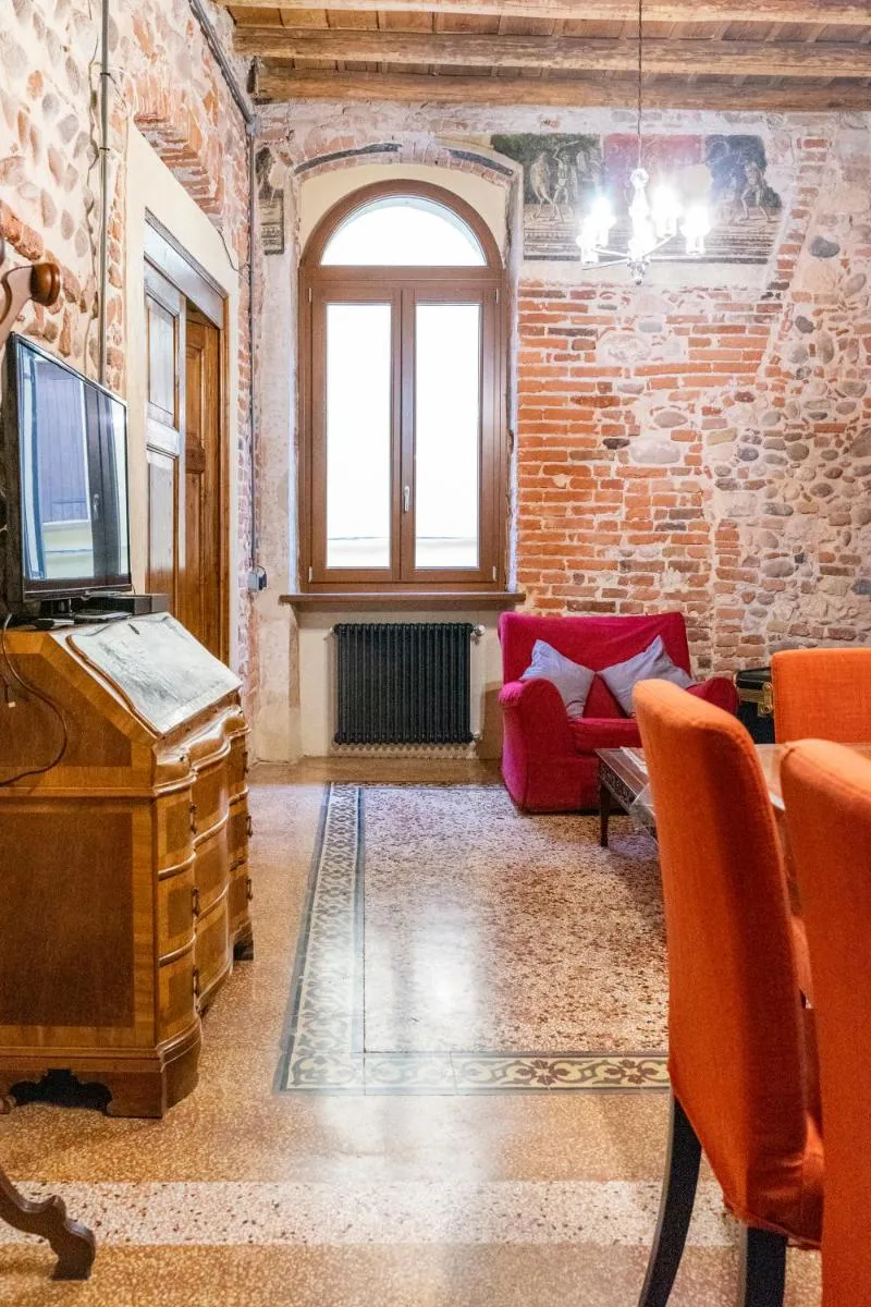 Image 4 of Spazio Seicentesco