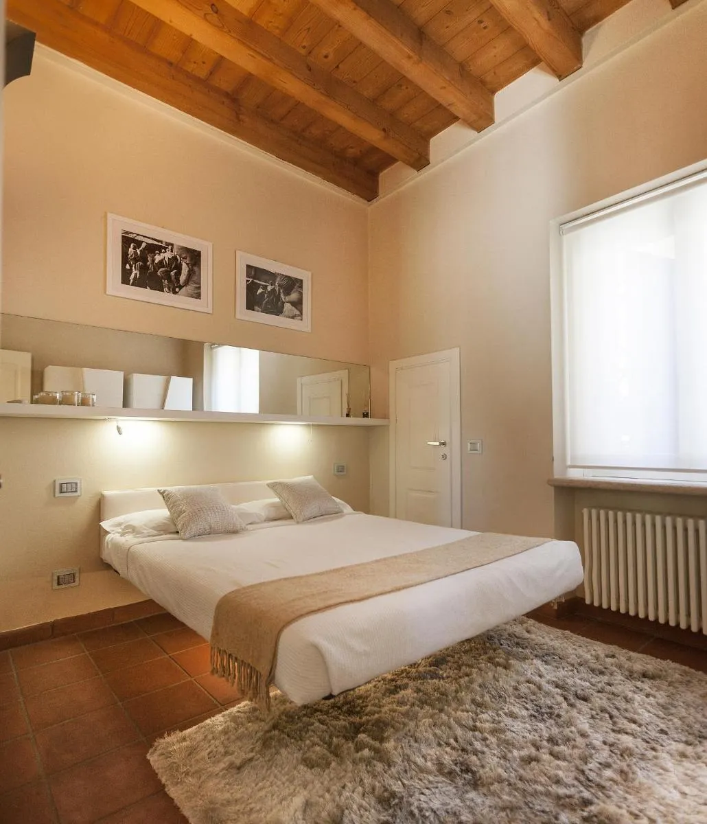 Image 6 of Truly Verona