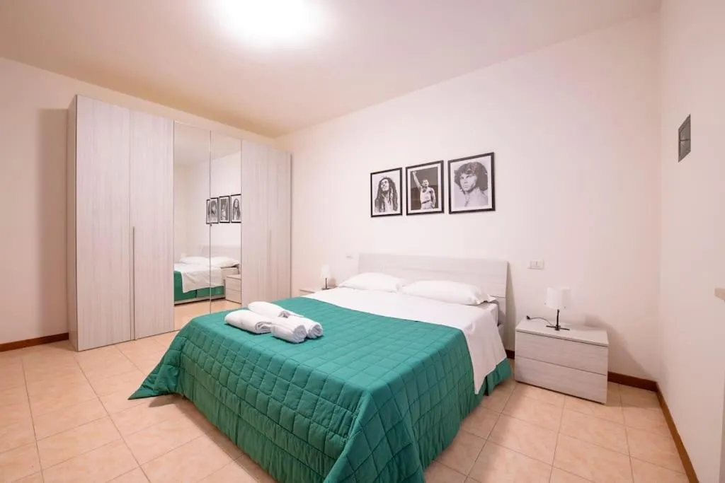 Image 1 of [Verona – FierHaus] – Garage & WiFi