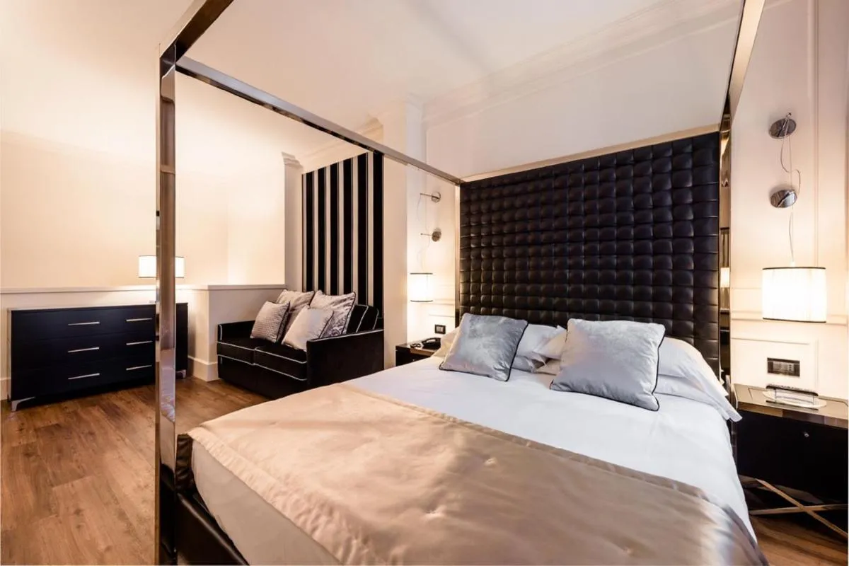 Image 1 of Verona House Aparthotel