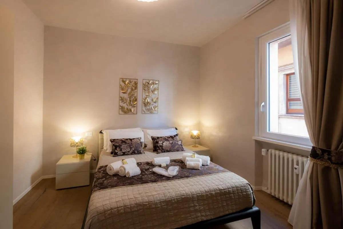 Image 6 of Verona Romana Apartments