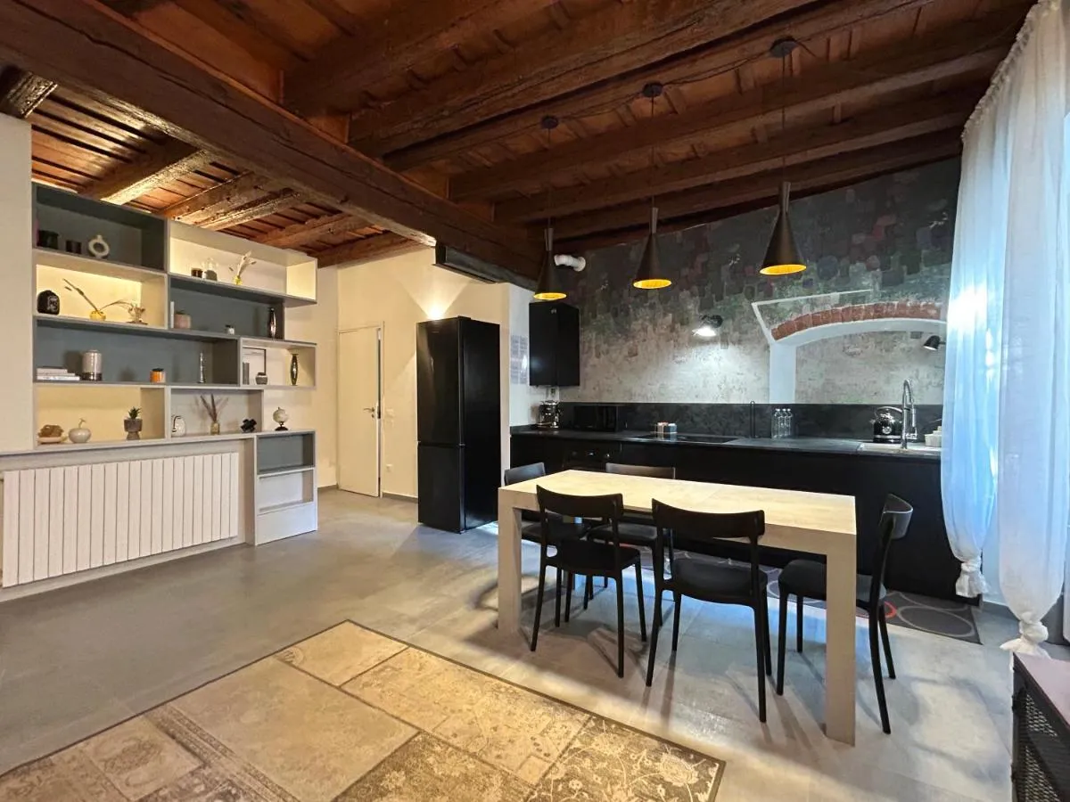 Image 1 of 15th Century Loft – Verona City Centre