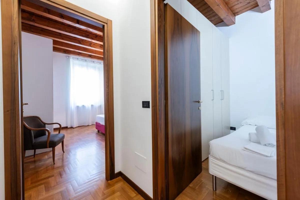 Image 2 of Amanti Apartment in Verona