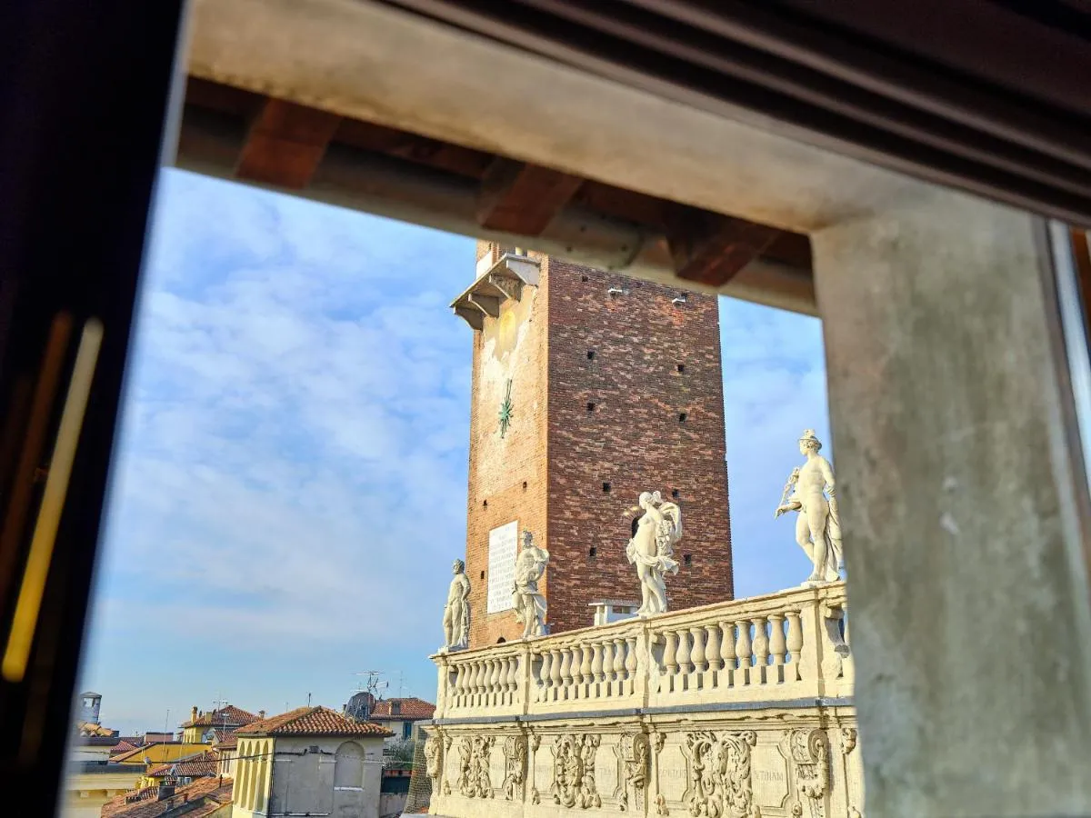Image 6 of ApartmentsArena – Residenza Degli Scaligeri – Piazza Erbe