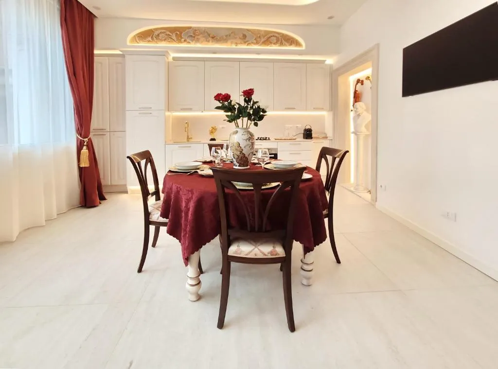 Image of Arena Concert Concerto Love – Historic House Amorino at “Palazzo Tiolo” Palace