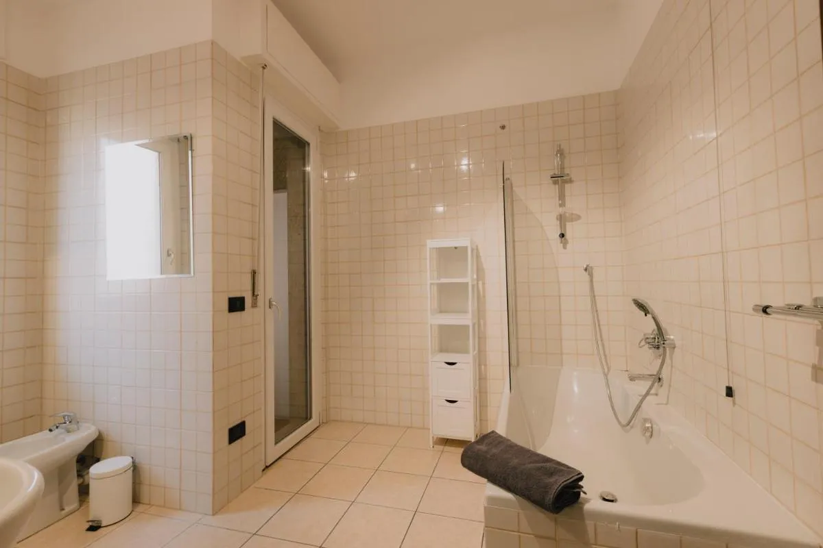 Image 2 of Arena Luxury Apartment