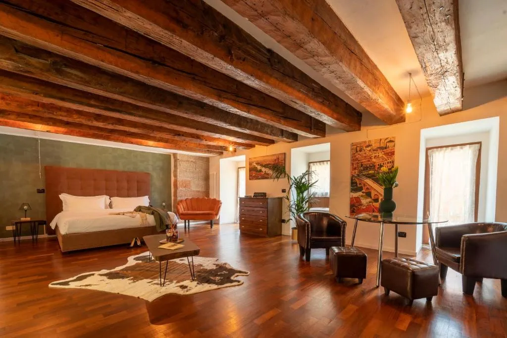Image of Aurelia Luxury – Piazza delle Erbe