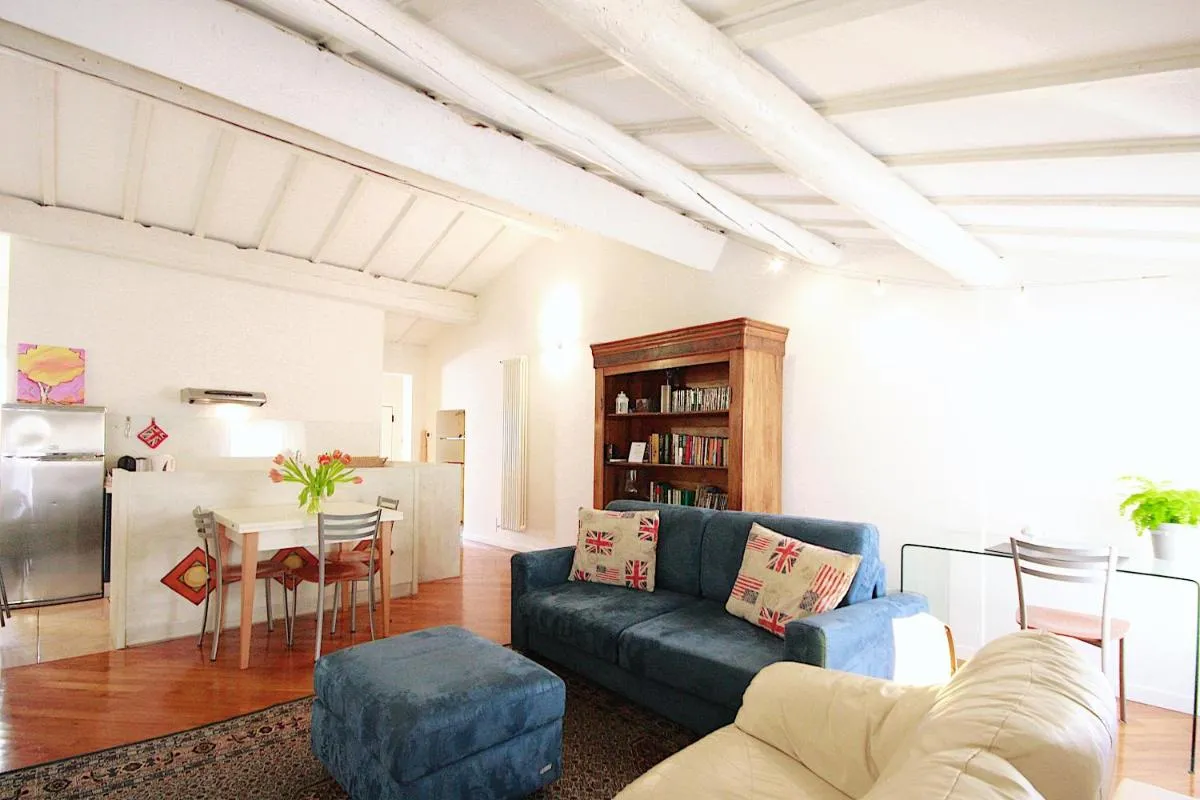 Image 3 of Bianco Apartment