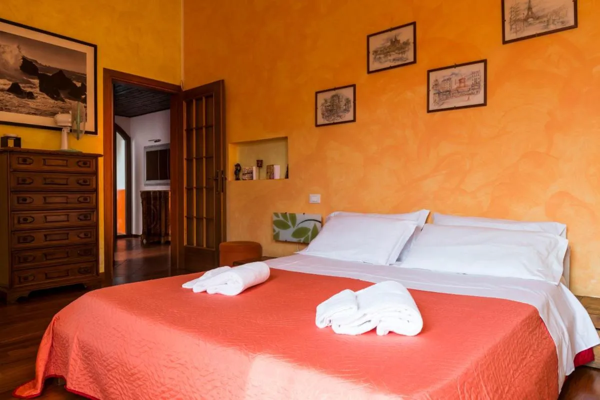 Image 1 of Casa↨di Amore e Psiche
