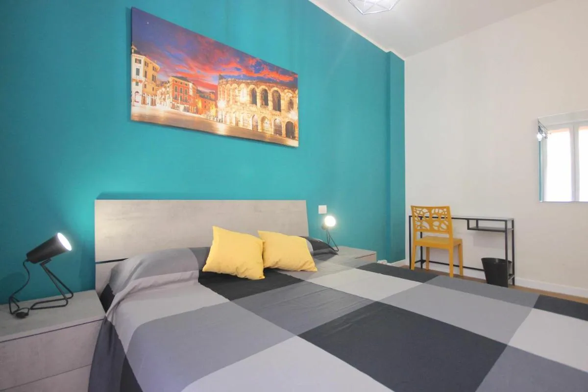 Image 1 of Case VR Holiday Aurora in Verona
