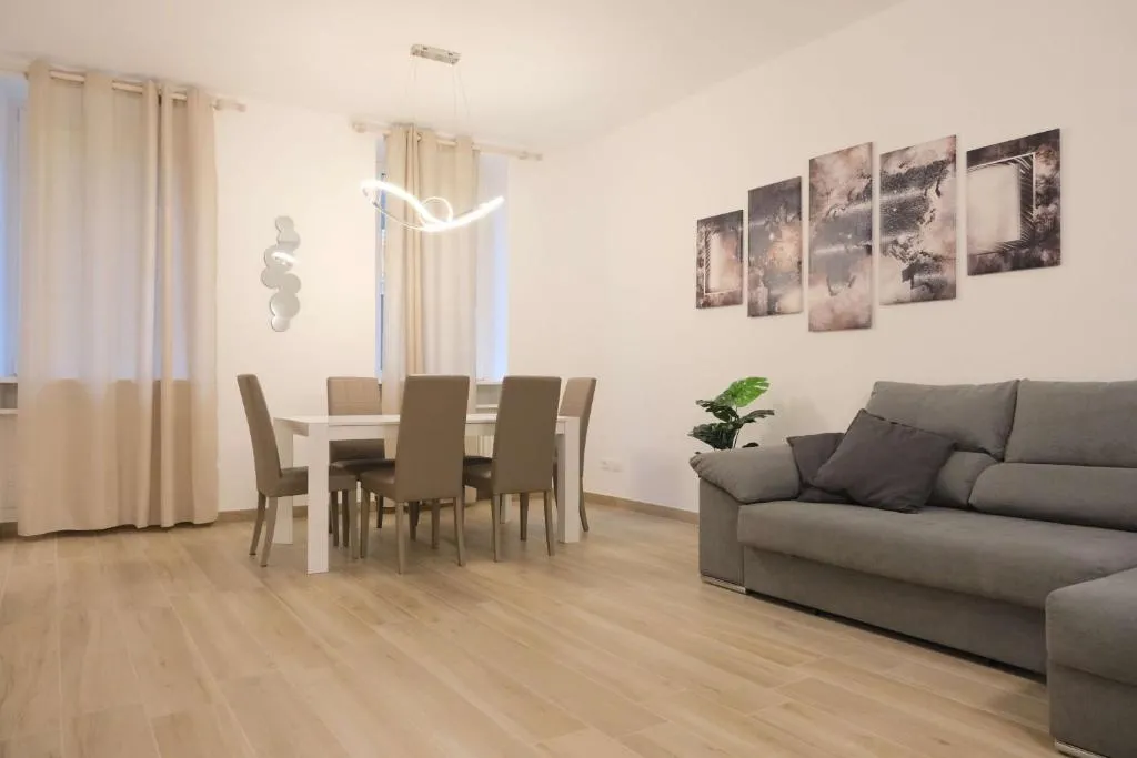 Image of Case VR Holiday Canter House