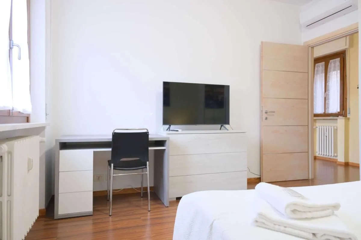 Image 4 of Case VR Holiday Vo Pastorello