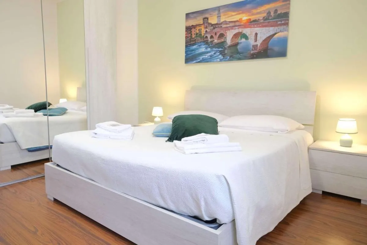 Image 6 of Case VR Holiday Vo Pastorello