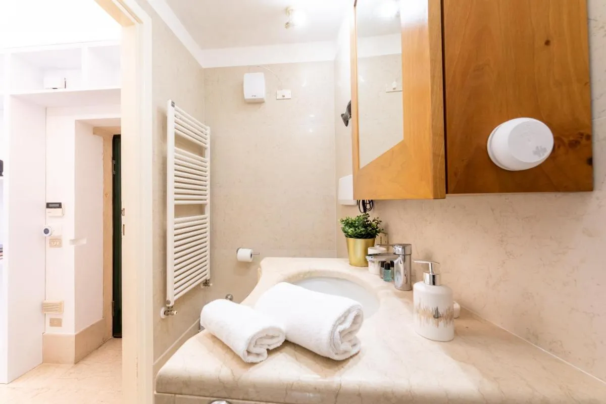 Image 2 of Corso Cavour Luxury Apartment