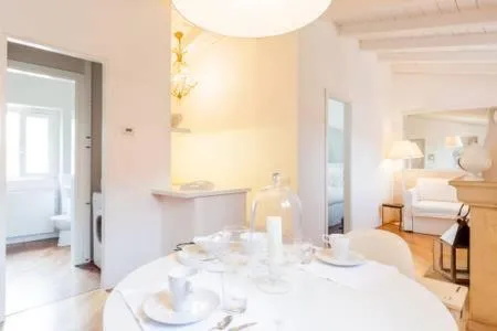 Image 6 of Di punto in bianco home