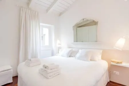 Image 1 of Di punto in bianco home