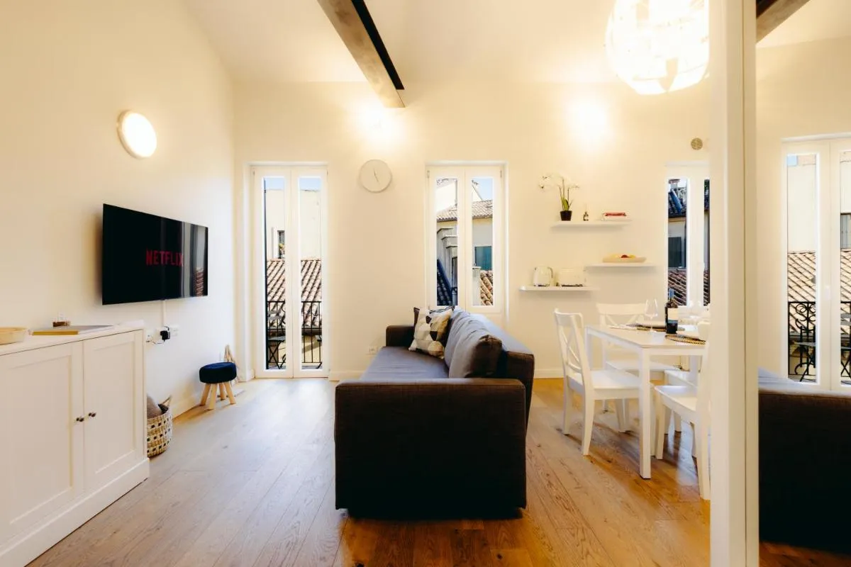 Image 4 of EAP suites, Verona
