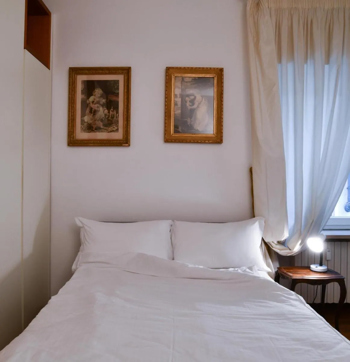 Image 3 of Emily Luxury Apartment