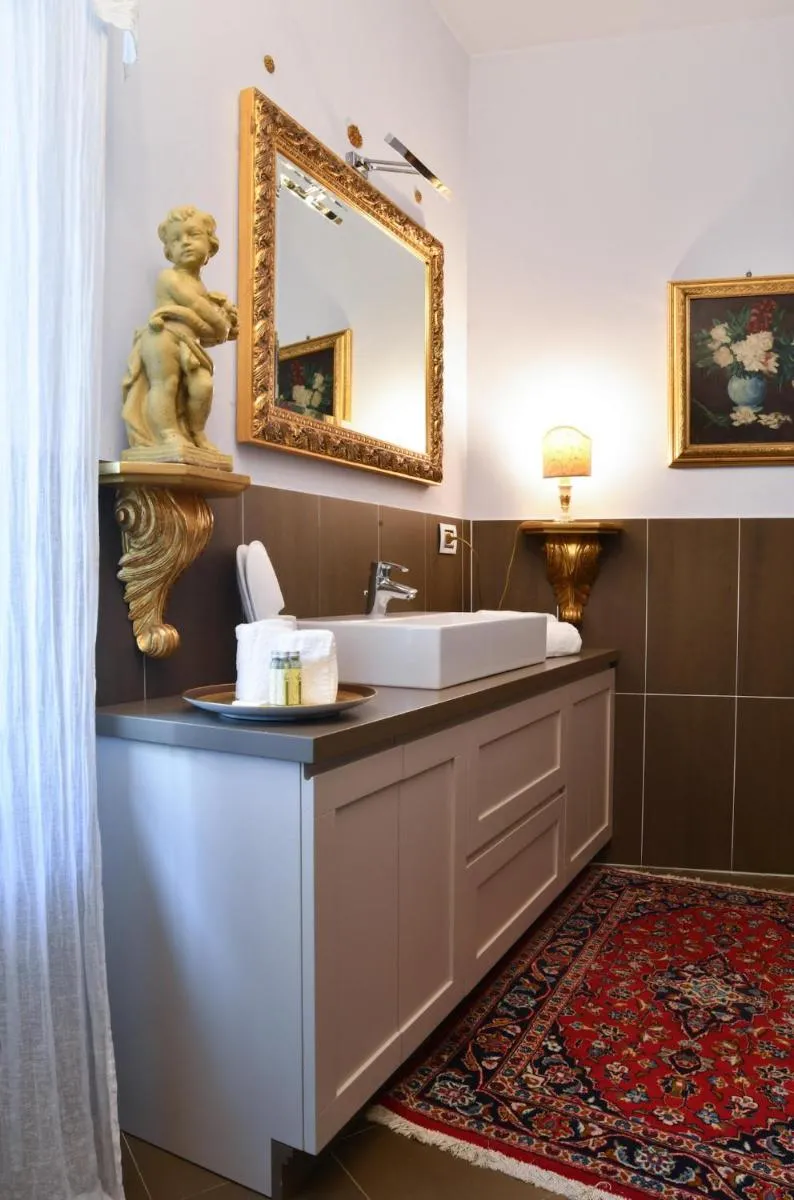 Image 4 of Emily Luxury Apartment