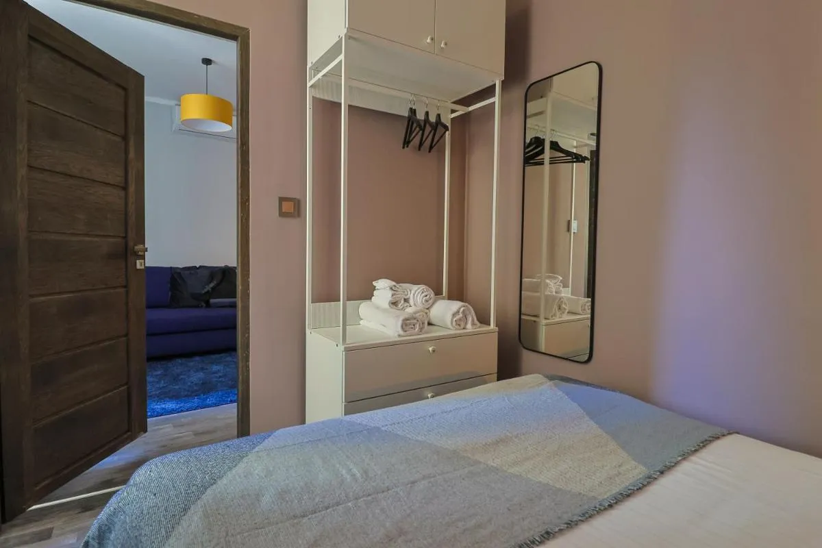 Image 5 of Fratelli Gemma Cozy Verona Flat