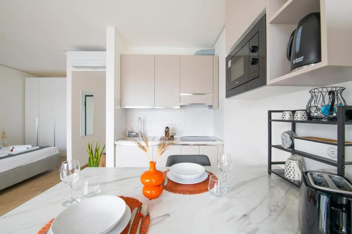 Image 5 of -Free Parking-City-Center-Strategic Apartment