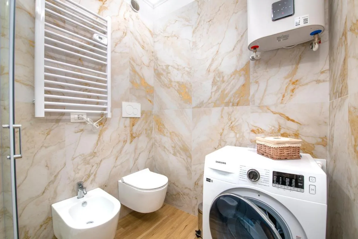 Image 6 of -Free Parking-City-Center-Strategic Apartment
