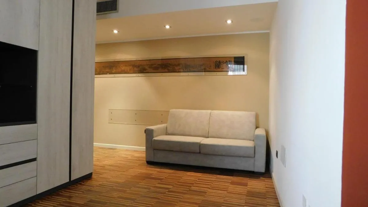 Image 4 of Garden Apartment